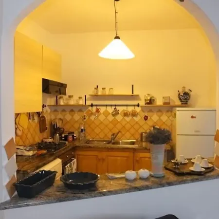 Accogliente E In Centro - Cozy And In The Center