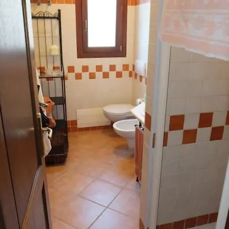 Accogliente E In Centro - Cozy And In The Center Apartment
